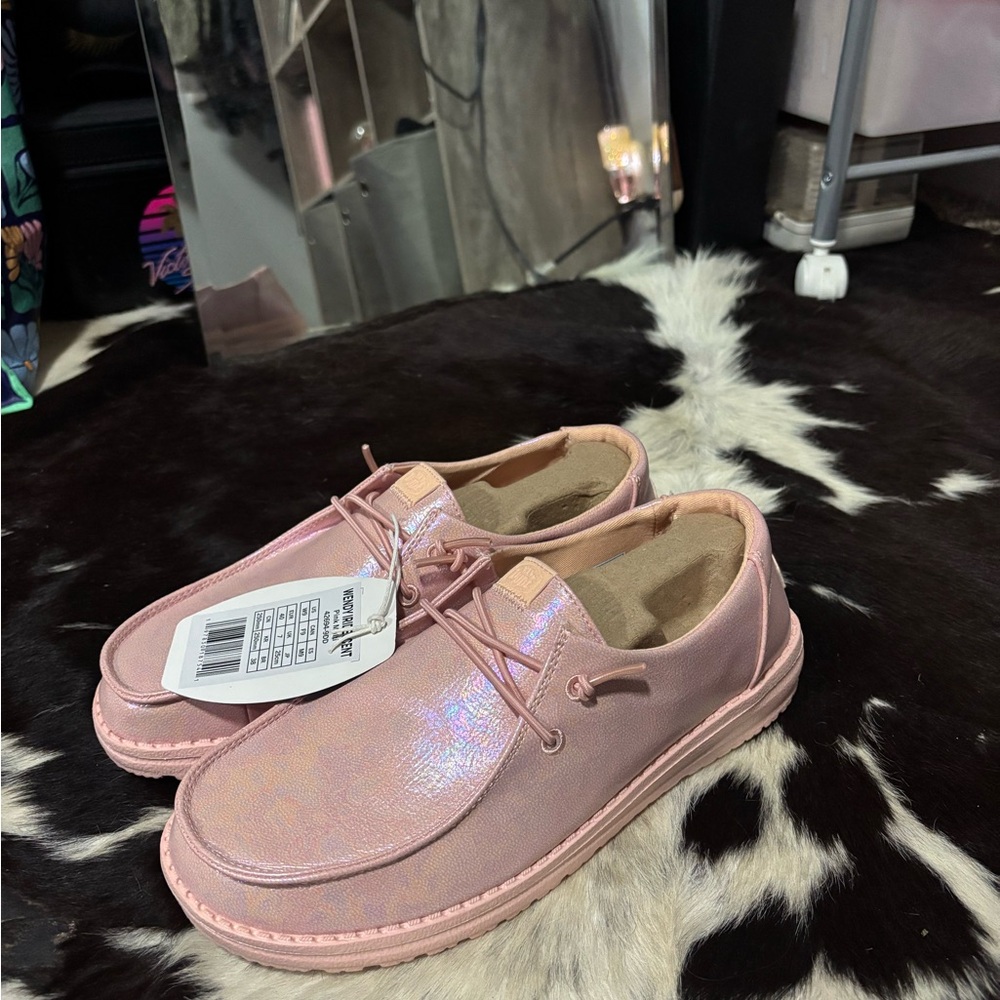 Hey Dude Women's Pink Sneakers